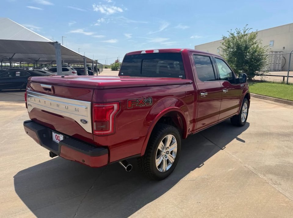 2015 Ford F-150 Platinum - Image 10