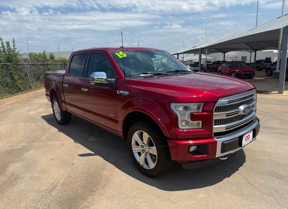 2015 Ford F-150 Platinum - Image 12