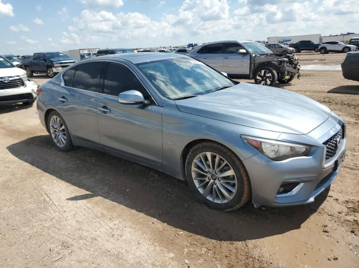 2020 Infiniti Q50 Luxe - Image 2